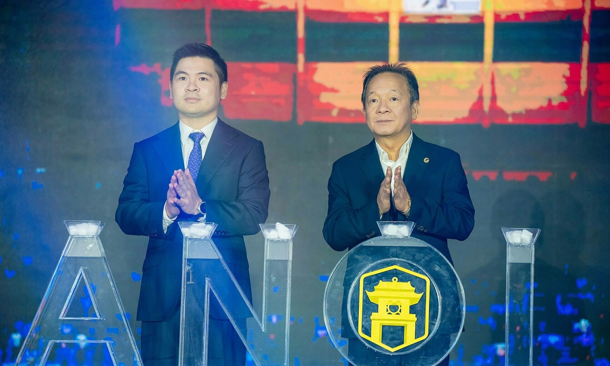 QQ88 Baccarat và Hành Trình 20 Năm Hà Nội FC: Từ Quán Bia Đến Đế Chế V-League - hình ảnh - vipqq88.com