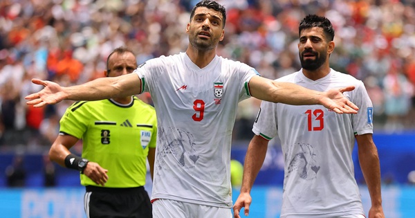 Đội tuyển Iran gặp rắc rối mới ở Mỹ, chuyến bay bị hoãn trước trận quan trọng đấu Ai Cập - hình ảnh - vipqq88.com Đội tuyển Iran gặp rắc rối mới ở Mỹ, chuyến bay bị hoãn trước trận quan trọng đấu Ai Cập - hình ảnh - vipqq88.com