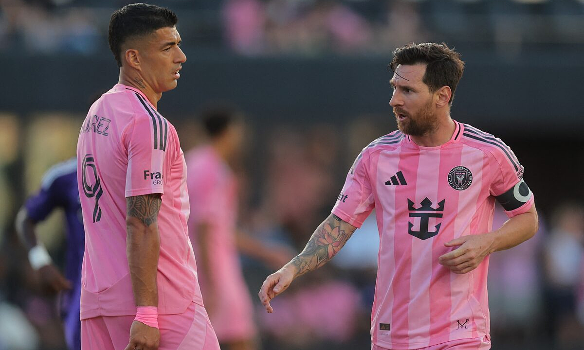 Suarez: ‘Messi có bộ não nhanh hơn đôi chân’ - hình ảnh - vipqq88.com Suarez: ‘Messi có bộ não nhanh hơn đôi chân’ - hình ảnh - vipqq88.com