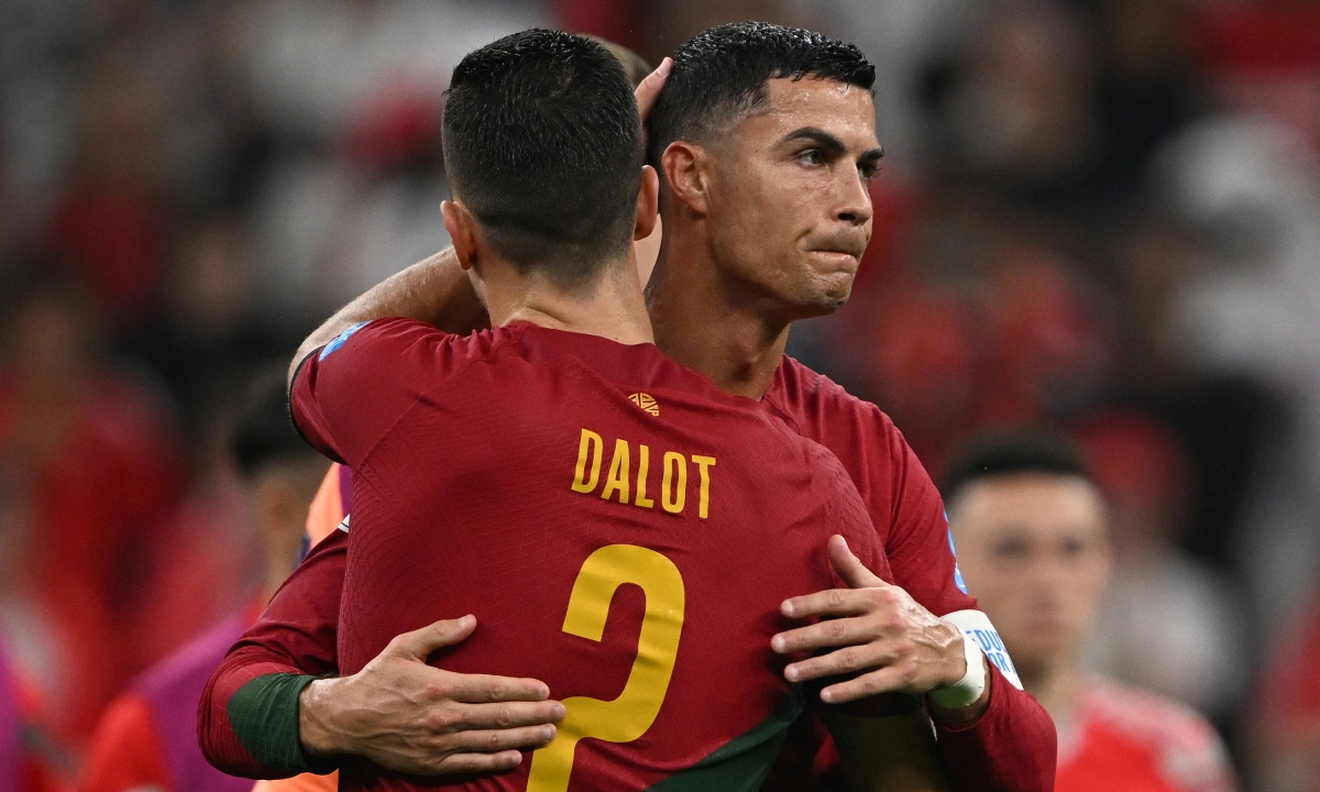Diogo Dalot Bộc Bạch Về Ronaldo: Huyền Thoại Vẫn Run Rẩy Trước Trận Đấu Lớn - hình ảnh - vipqq88.com Diogo Dalot Bộc Bạch Về Ronaldo: Huyền Thoại Vẫn Run Rẩy Trước Trận Đấu Lớn - hình ảnh - vipqq88.com