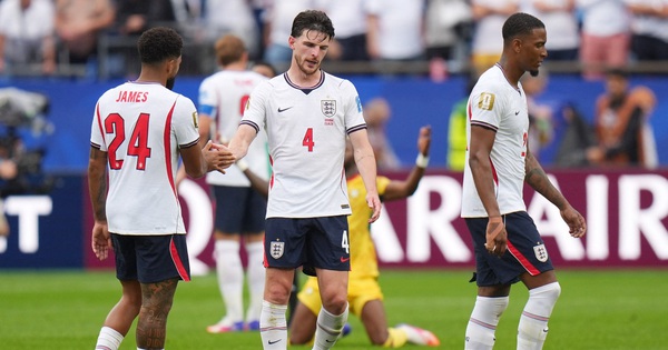 Declan Rice gây lo lắng cho đội tuyển Anh, HLV Tuchel cho cầu thủ đi chơi golf - hình ảnh - vipqq88.com Declan Rice gây lo lắng cho đội tuyển Anh, HLV Tuchel cho cầu thủ đi chơi golf - hình ảnh - vipqq88.com