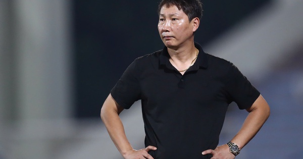 HLV Kim Sang-sik đối mặt thử thách lớn tại Asian Cup 2027 sau thành công AFF Cup - hình ảnh - vipqq88.com