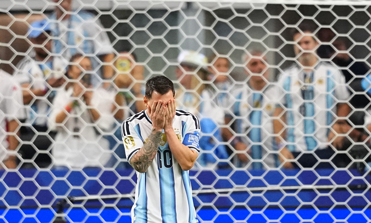 Messi sút hỏng phạt đền nhiều nhất lịch sử World Cup: Cú đá định mệnh và góc nhìn từ cộng đồng cá cược - hình ảnh - vipqq88.com