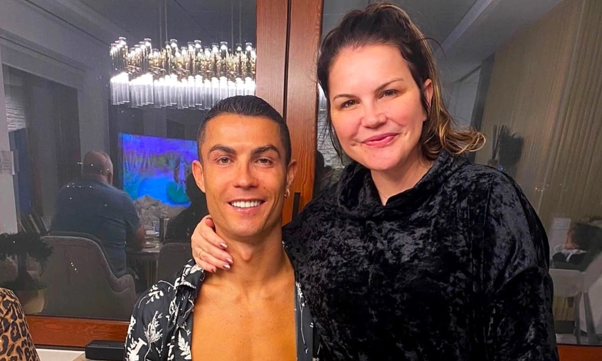 Chị gái Ronaldo chê Bồ Đào Nha đá dưới sức tại World Cup 2026 - hình ảnh - vipqq88.com Chị gái Ronaldo chê Bồ Đào Nha đá dưới sức tại World Cup 2026 - hình ảnh - vipqq88.com