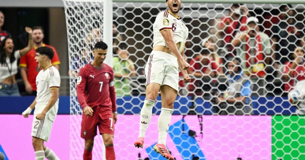 Cá cược thể thao uy tín: Tây Ban Nha hạ Bồ Đào Nha, Ronaldo khép lại giấc mơ World Cup - hình ảnh - vipqq88.com Cá cược thể thao uy tín: Tây Ban Nha hạ Bồ Đào Nha, Ronaldo khép lại giấc mơ World Cup - hình ảnh - vipqq88.com